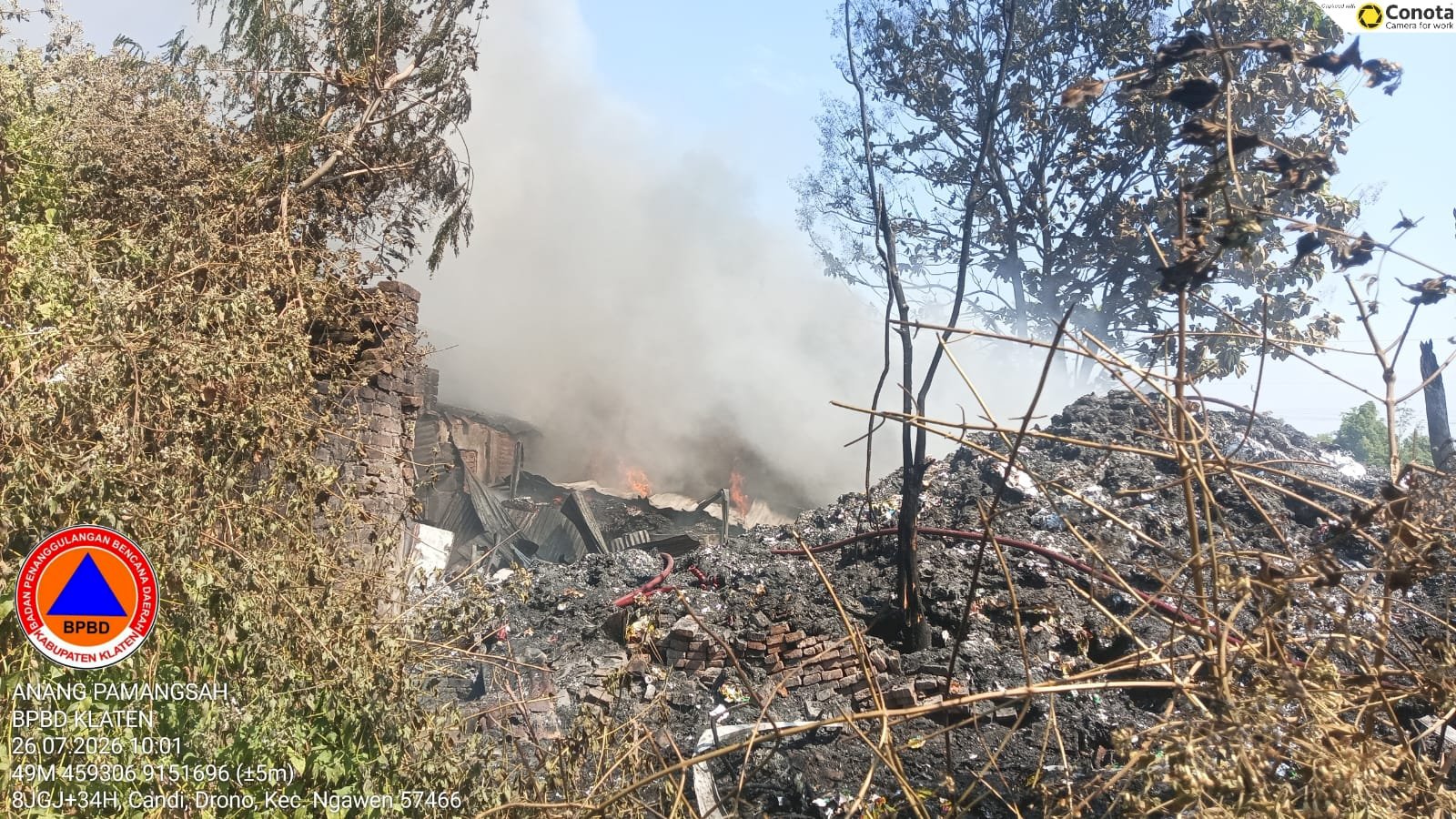 Pembakaran Sampah Tidak Terkontrol, Gudang di Desa Drono, Kecamatan Ngawen Terbakar