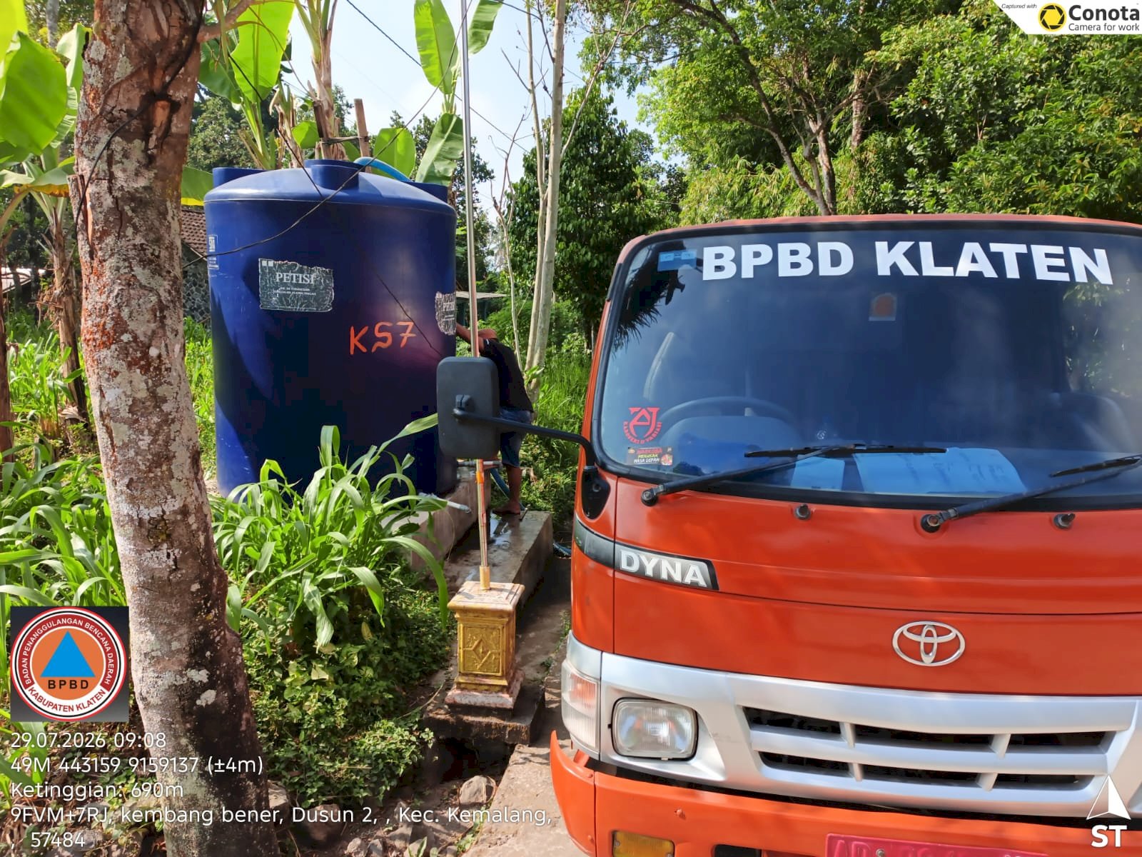 Droping Air Bersih 12 Tangki ke Empat Desa di Kecamatan Kemalang