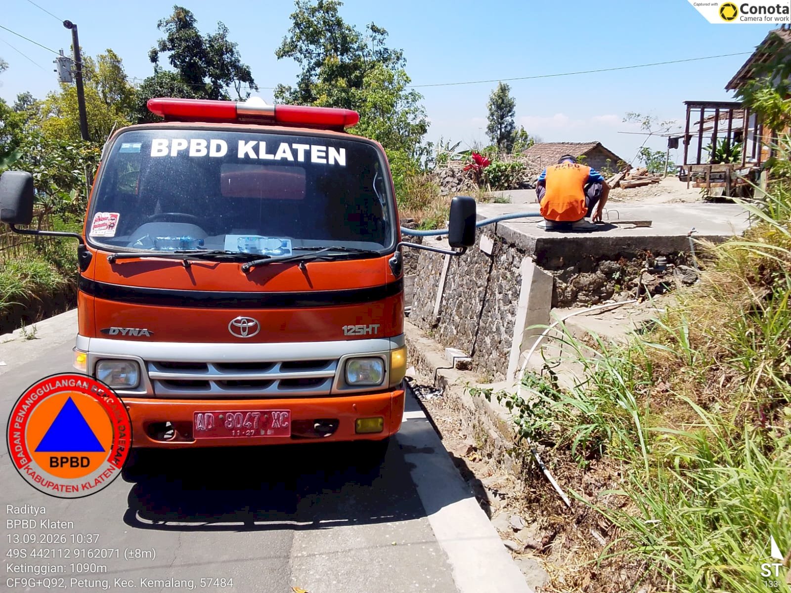 Droping Air Bersih 9 Tangki / 45.000 Liter ke 2 Kecamatan, 3 Desa - Dampak Kekeringan