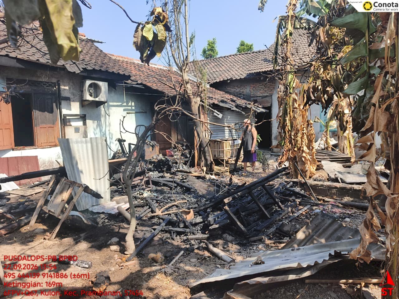 Pembakaran Sampah Tidak Terkontrol, Kebakaran Rumah terjadi di Desa Pereng, Kecamatan Prambanan