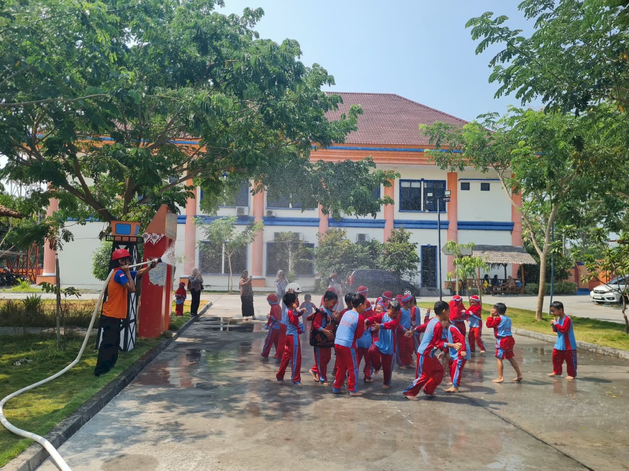 Berikan Edukasi Kebencanaan pada Kunjungan BA Aisyiyah 1 Gedung SIerad Klaten