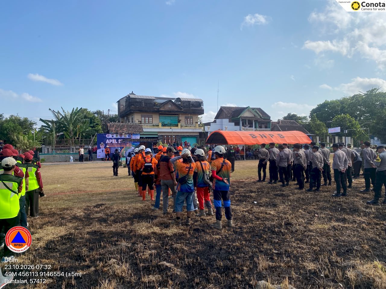 Aksi Bersih Sungai sekaligus Pengukuhan Pengurus Forum Sekolah Sungai Klaten (FKSK) di gelar di Lapangan Krokosono, Bendo, Buntalan, Klaten Tengah